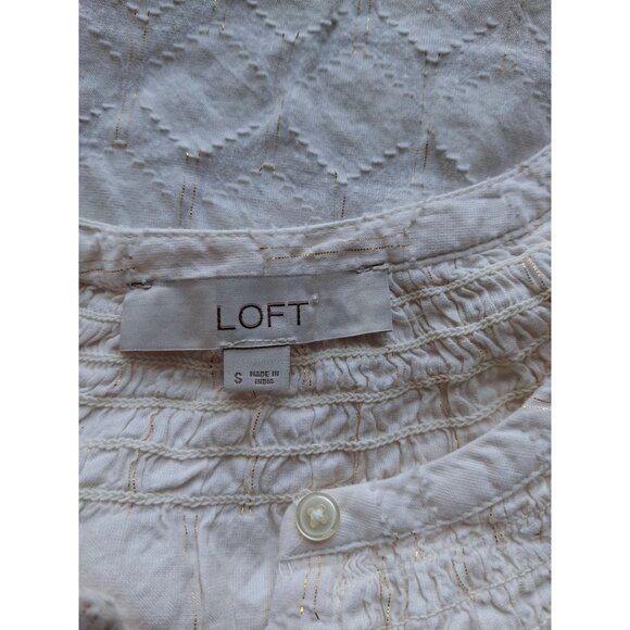 Loft Womens Blouse S White Smocked Neck Textured Short-Sleeve Minimalist Preppy - Picture 3 of 7